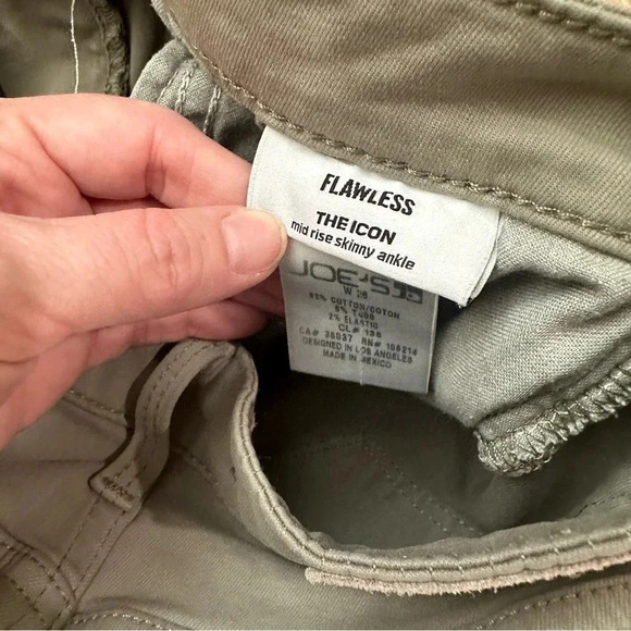 Joe's Women's Flawless The Icon Mid Rise Skinny Ankle Green Pants Size W28 GUC - Picture 8 of 10